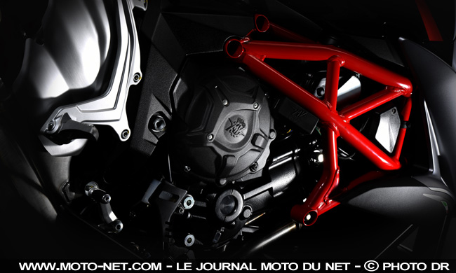 Essai Brutale 800 RR 2018 : le roadster MV Agusta se Re-Radicalise