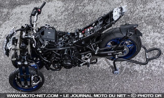  Essai Yamaha Niken : essayer la moto trois-roues, c'est la dompter