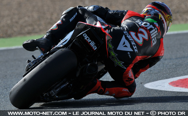 Coup de com' : Max Biaggi roule de nouveau pour la marque Aprilia