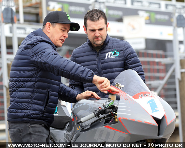 TT2018 : Michael Dunlop avec BMW... et Mc Guinness !