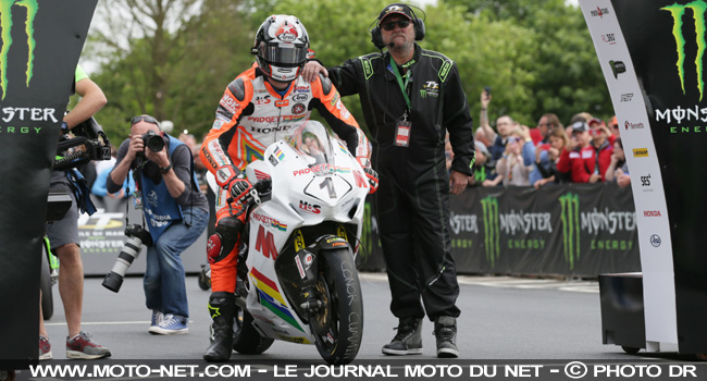 Michael Dunlop remporte les premières course Superbike et Supersport du Tourist Trophy 2018