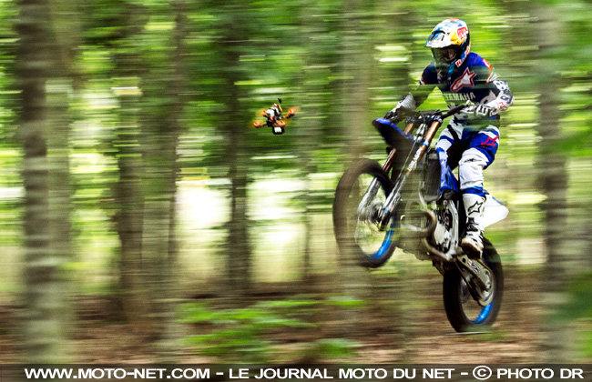  Vidéo Freestyle moto et drone de course : dans le sillage de Tom Pagès
