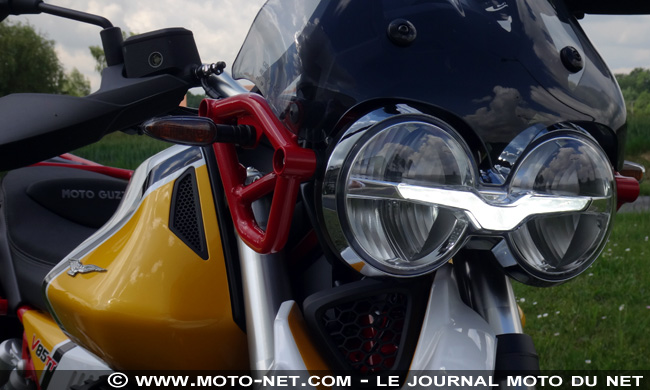 Duel Africa Twin Vs V85 TT : la référence Honda ou le renouveau Guzzi ?