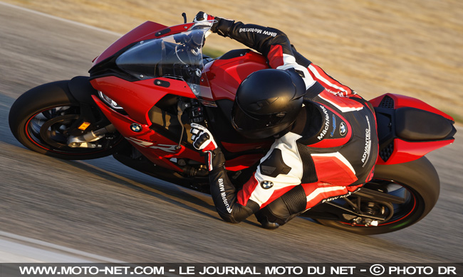 BMW S1000RR 2019 : la Superbike allemande re-déclare la guerre