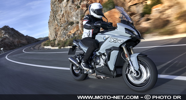 Essai BMW S1000XR 2020 : hyper sportive, sans en avoir l'RR
