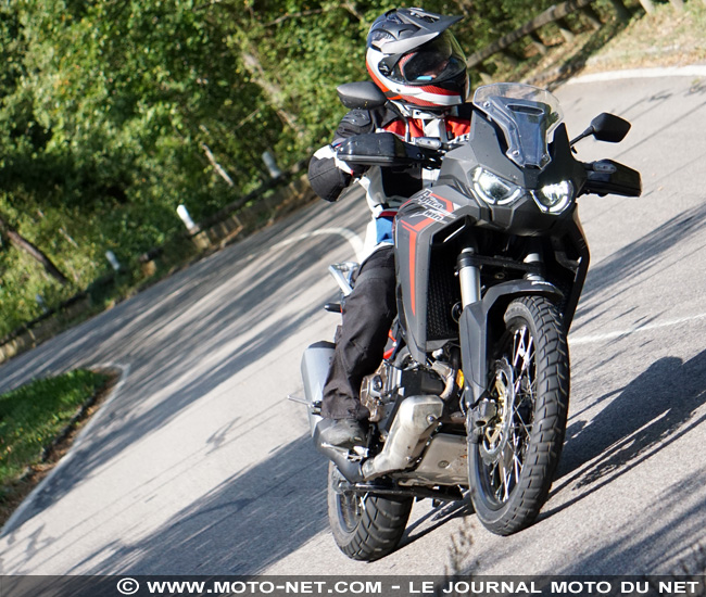 Africa Twin 1100 Vs V-Strom 1050 XT : maxitrail Honda ou Suzuki, lequel est le plus fort ?