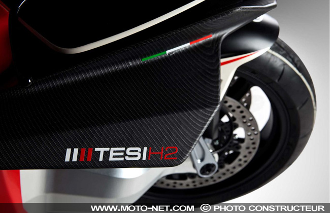 Officiel : Bimota reçoit le soutien de Kawasaki et dévoile la Tesi H2