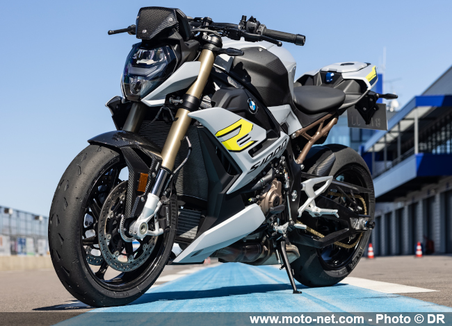  Essai S10000R2021 : le maxiroaster BMW de course(s)