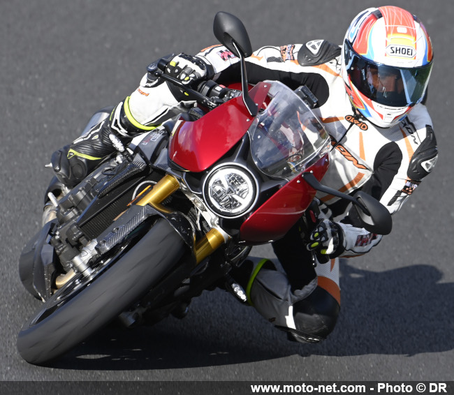  Essai Speed Triple RR : le maxiroasdter Triumph en Road Racer 
