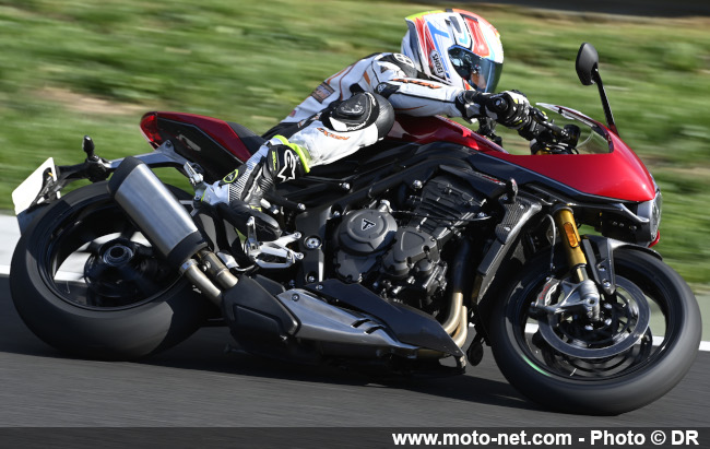  Essai Speed Triple RR : le maxiroasdter Triumph en Road Racer 