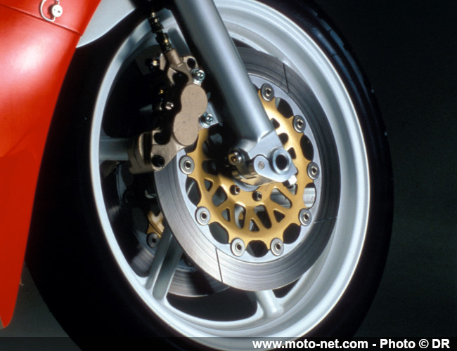  RC30 Forever : le programme de pièces de rechange Honda arrive en Europe