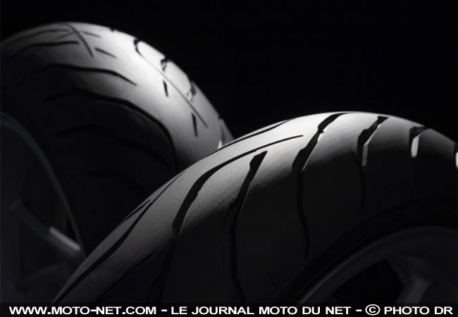 Essai pneu moto Sport Touring : Dunlop RoadSmart IV
