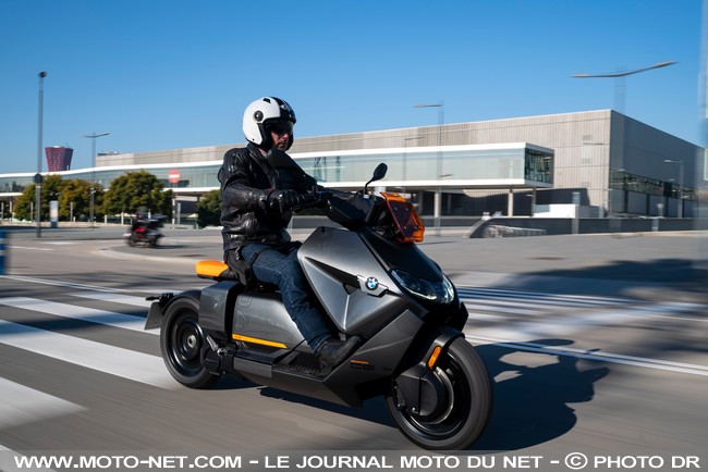 Scooter électrique BMW Définition CE 04 : roulerons-nous tous avec ça dans  10 ans? - Moto-Station