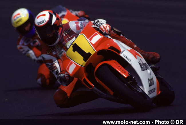 Wayne Rainey reprend le guidon de sa Yamaha YZR500 de Grand Prix