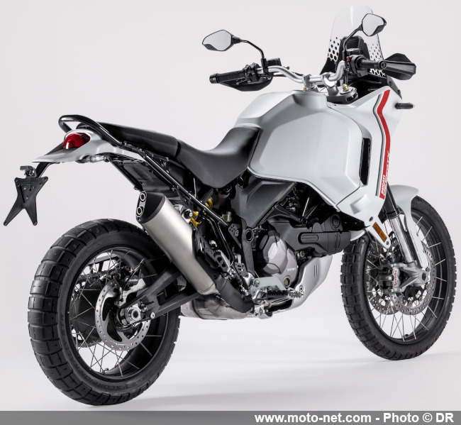  Ducati se lance pour de bon dans le trail avec son inédite DesertX 