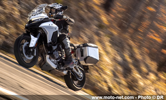  Mises à jour pour la Multistrada V4 en 2022, grand tournée pour la DesertX