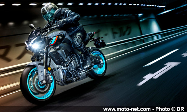 Moto YAMAHA MT-07 (47.5CV)/ CYAN STORM neuve