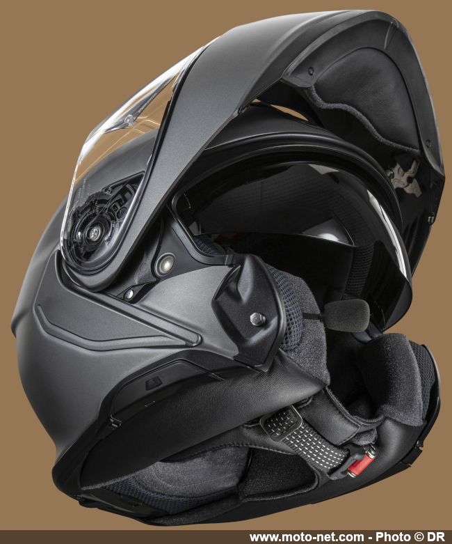 Shoei commercialise son nouveau casque modulable Neotec3 