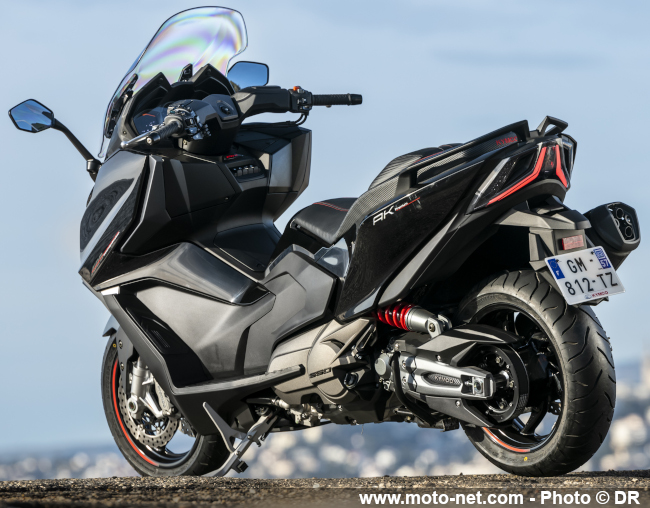Essai AK Premium : le maxiscooter Kymco offre le max de tech