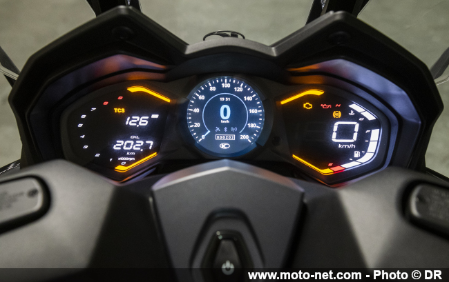 Essai AK Premium : le maxiscooter Kymco offre le max de tech