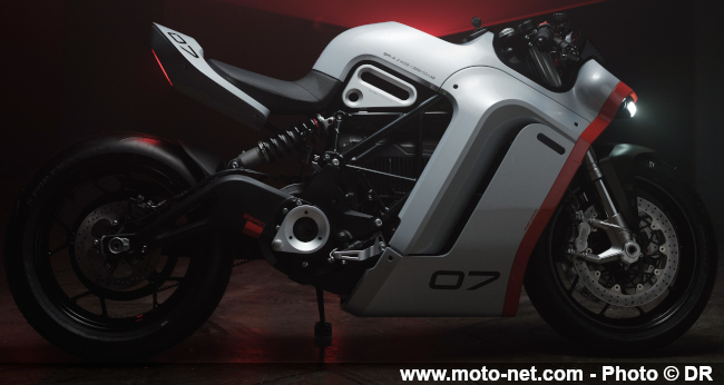 Zero Motorcycle expose sa sportive SR-X à Paris pendant les JO 2024