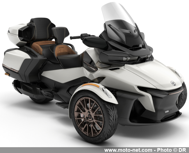 Petites évolutions et grand écran tactile pour les Can-Am Spyder 2024 