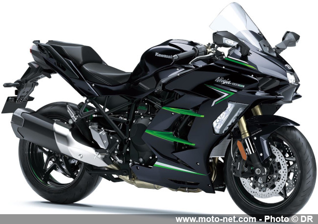 Kawasaki dévoile les coloris 2024 de ses roadsters Z, sportives et routières Ninja Kawasaki dévoile les coloris 2024 de ses roadsters Z, sportives et routières Ninja