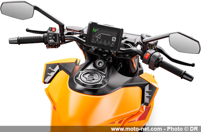 KTM vise les maxiroadsters 1000 cc avec sa nouvelle 990 Duke