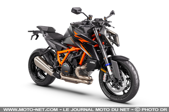 ktm super duke 1390 2