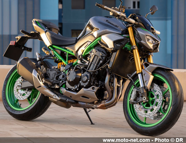 Essai Z900 2025 : Kawasaki met à jour son best-zeller ! 
