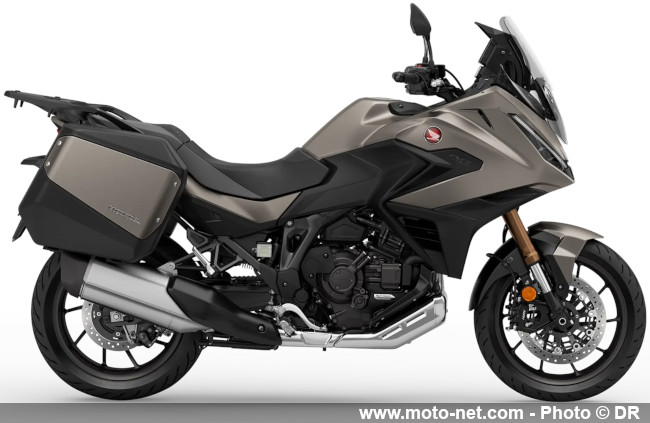 La NT1100 broie son coloris noir en 2026 et sort un nouveau gris