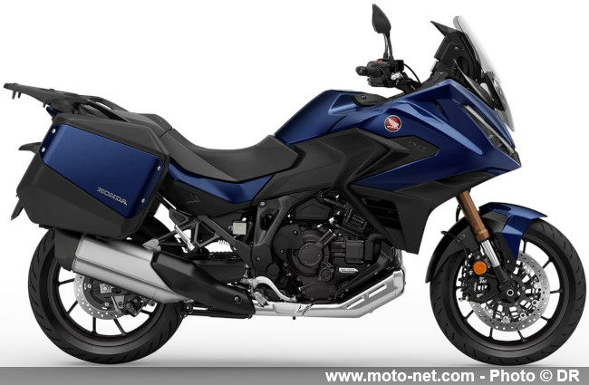 La NT1100 broie son coloris noir en 2026 et sort un nouveau gris