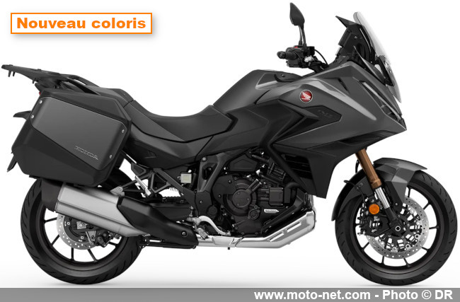 La NT1100 broie son coloris noir en 2026 et sort un nouveau gris