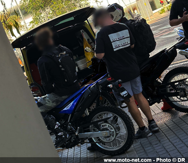 Une future moto Yamaha photographiée en plein séance... photo