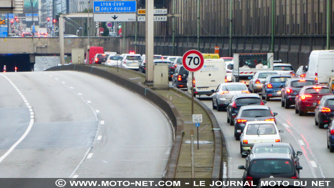 Anne Hidalgo veut baisser la vitesse à 30 km/h dans Paris et à 50 km/h sur le périph'