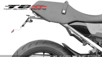Un mini support de plaque Top Block pour la Yamaha XSR900GP
