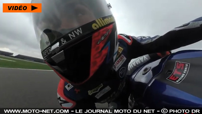 Un tour du circuit d'Assen sous la pluie avec la R1 de Loris Baz !