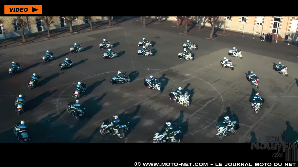 Vidéo moto : le carrousel des motards de la police nationale